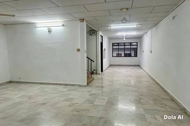 Taman Kobena Jalan Subang Tampoi 2-Storey Terrace 3R2B