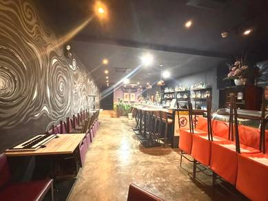 2.5 Storey Heritage Shop House, Muntri Street Georgetown  for Sale