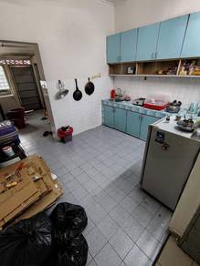 1 sty Tmn Bunga Raya 1500sf 6 rooms 2 bath 5min to TARUMT near LRT WM