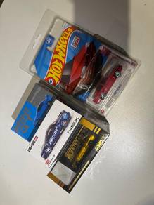 Hotwheels MiniGT Inno64 Saga NSX GTR