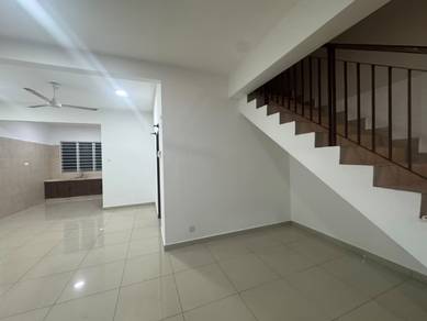 Two Storey House, gated ,guarded, rumah di batu 10, Hulu Langat