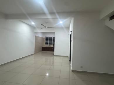Two Storey House, gated ,guarded, rumah di batu 10, Hulu Langat