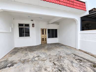 Taman Universiti 1 Storey House 20x65 freehold Good Condition Reno