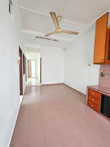 Taman Universiti 1 Storey House 20x65 freehold Good Condition Reno