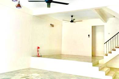 2 Storey Rumah Taman Putra Indah MRT Serdang Raya Bukit Jalil Rent