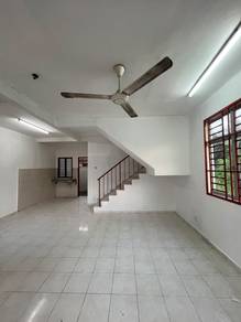 Nusaria Double Storey Corner 2927'sqft Land Size Near Second Link Exit