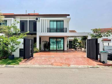 Bandar Dato Onn Renovated End Lot 2,745 sqft Freehold
