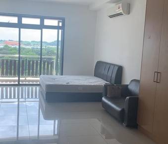 D'Secret Garden Kempas Studio Middle Floor