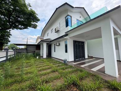 LA Garden / JP Perdana / Double Storey Corner / 38x65 / Renovated
