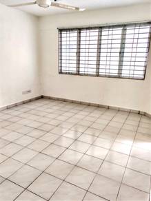 Taman Lip Sin Apartment Block 3  at Bayan Lepas Sungai Dua Pekaka Rent