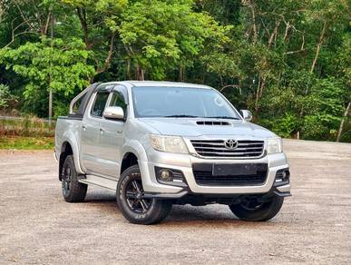 2015 Toyota HILUX 2.5 G TRD SPORTIVO MY14 KUN25R