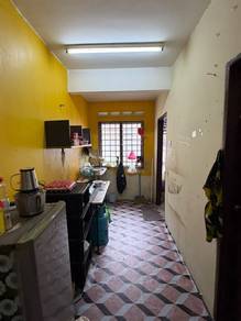 Jalan Intan Cahaya Masai | Double Storey 3R2B 