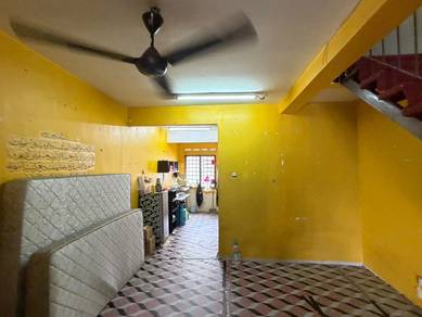 Jalan Intan Cahaya Masai | Double Storey 3R2B 
