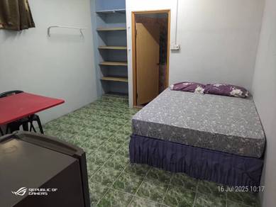 Bilik sewa sebelah HUSM kubang kerian