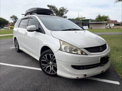 2010 Mitsubishi GRANDIS 2.4 MIVEC ENHANCED (A)
