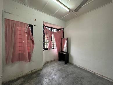 Jalan Putra,Taman Sri Yaacob,81300 Skudai Full Loan