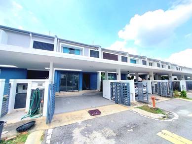 TERMURAH & NON BUMI Teres 2 Tingkat Laman Mawar Kota Seriemas Nilai