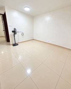 Jelutong Desa Green Block 42 For Sale|Good Condition