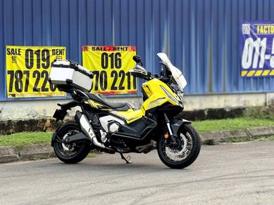 Unreg 2025 X-ADV 750, Low Millage V3, 1,303Km Only