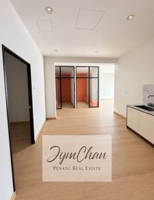 2 storey Semi D shoplot facing main road Greenlane