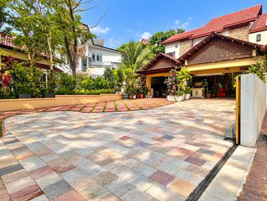 END LOT . Fully Furnished - LAMAN SANUR, SEKSYEN 13, SHAH ALAM