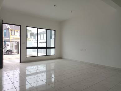 Double Storey House Desa Palma Nasa City Near Highway