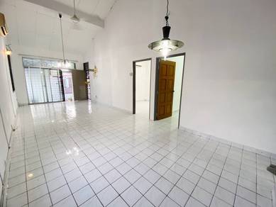 Single Storey House Puteri Wangsa Ulu Tiram Renovated Near Puteri Mart