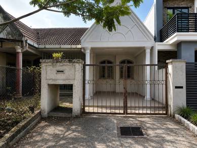 FACING OPEN 💥 Single Storey Terrace , Bandar Tun Hussein Onn , Cheras