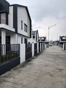 Below Market EndLot 2 Storey Anira Serenia City Sepang Near Klia