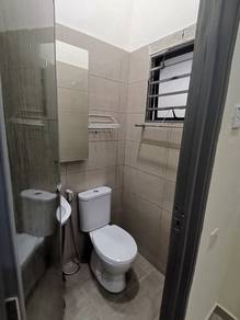 Ampang Bilik Sewa / Master Room (Free Parking and Wifi)