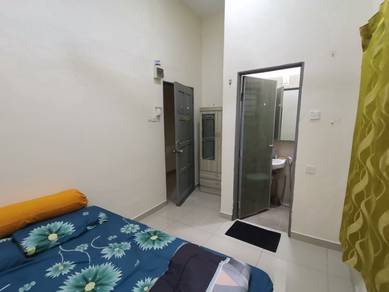 Ampang Bilik Sewa / Master Room (Free Parking and Wifi)