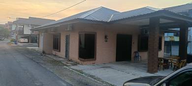 Homestay Selesa Pontian Pekan Nanas