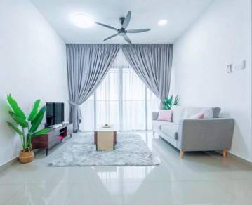 Nice furnished brand new apartment, 4 bilik, near TBS LRT station
