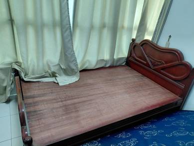 Solid Rose Wood Cot with matress