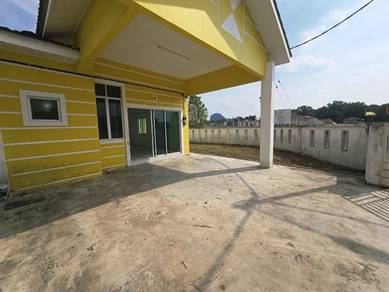 Tanjung Andaman, Tanjung Rambutan Freehold Corner House