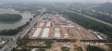 Facing Main Road Cybersouth Dengkil NEW Ground Floor Shop 24x70 Rent