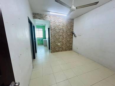 Tmn segar indah flat raja uda