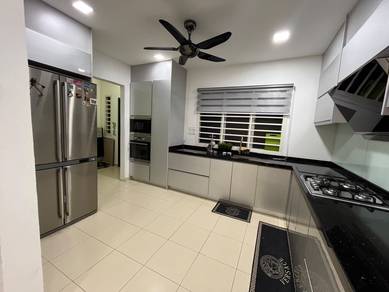 Cozy 2 Storey Taman Indah Gemilang 5R3B In Gombak Batu Caves For Rent