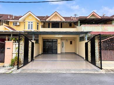 Renovated 2 Storey Terrace Taman Putra Perdana Puchong