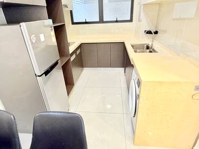 Low deposit💞 country garden 2 bed danga bay rnf all race💯