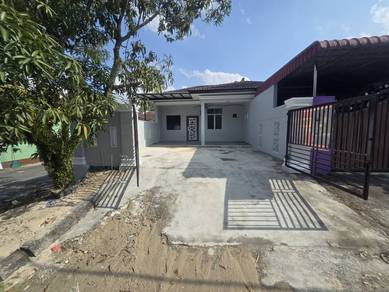 Kulai Bandar Putra Jalan Merak E.Lot Single Storey Terrace House