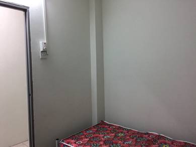 Room For Rent Apartment Permai (First Floor) Near MRT Damansar Damai
