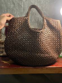 leather tote bag