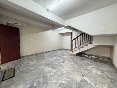 Sri Menjalara 62B, Terrace House, Kepong, Freehold, Menjalara