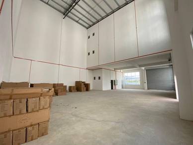 FOR RENT  New Cluster Factory @Light Industry @Taman Impian Emas