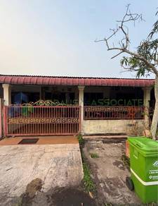 Teres Setingkat Freehold Taman Kerayong Makmur, Bera 