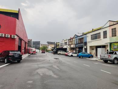 Selaman Bangi 1.5 Storey Link Factory For RENT 4,500sf