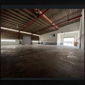 Balakong Corner 2.5 Storey Semi D Factory For RENT Near SILK Highway