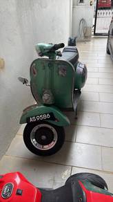 Vespa Super 150 selling