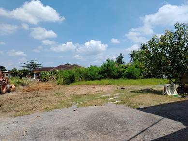 Tanah Jalan Sekolah Derma